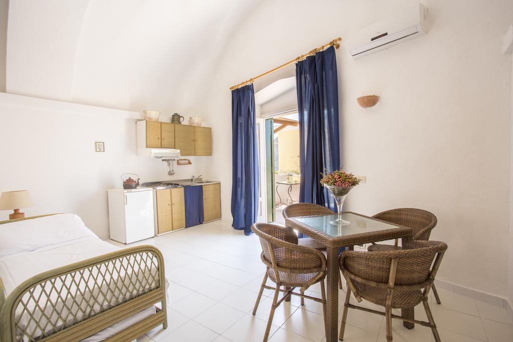 Appartamenti Casa Del Sole Sant'Angelo  Kültér fotó
